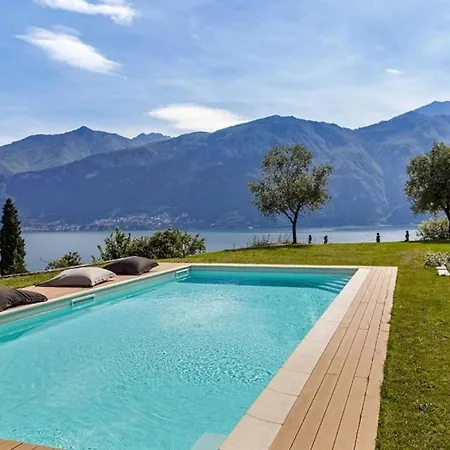 Esclusiva Con 5 E Piscina Sulle Sponde Del Lago Di Como *